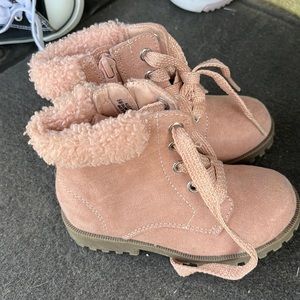 Olive and Edie combat boot, never worn excellent condition size 8